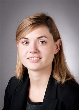 Professional Profile Photo for Juliet Cox, Associate Director