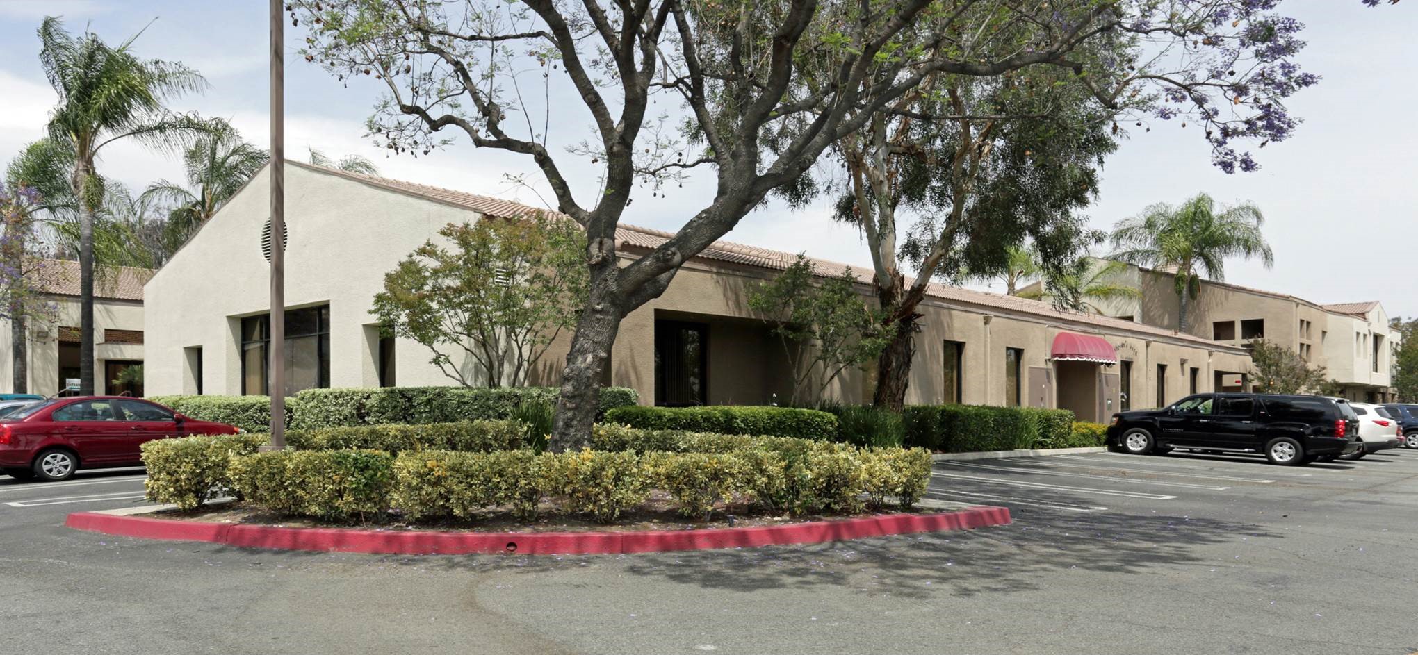 Avison Young completes off-market building acquisition on behalf of Chaffey Federal Credit Union in Upland, CA