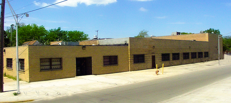 Avison Young negotiates the sale of multi-tenant industrial building