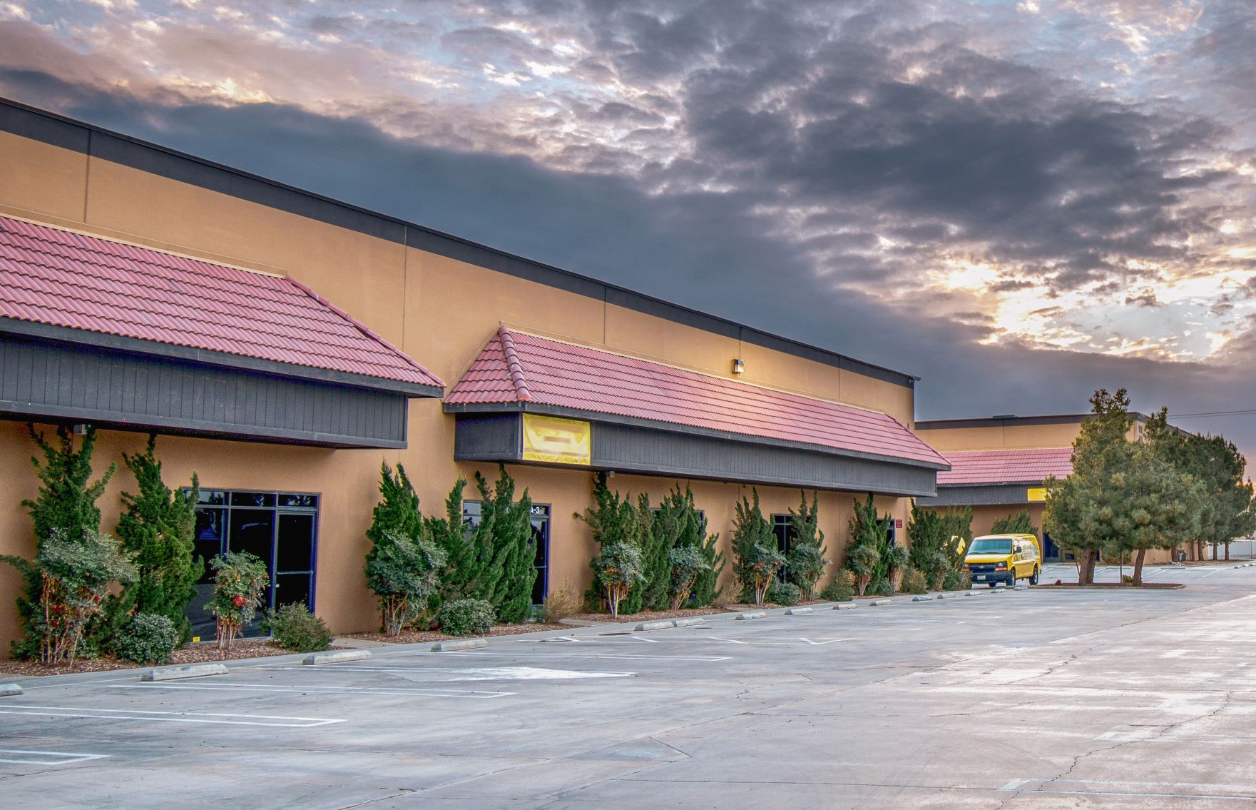 Avison Young Completes $8.89 Million Sale of Lemon Street Industrial Center in High Desert Submarket of the Inland Empire