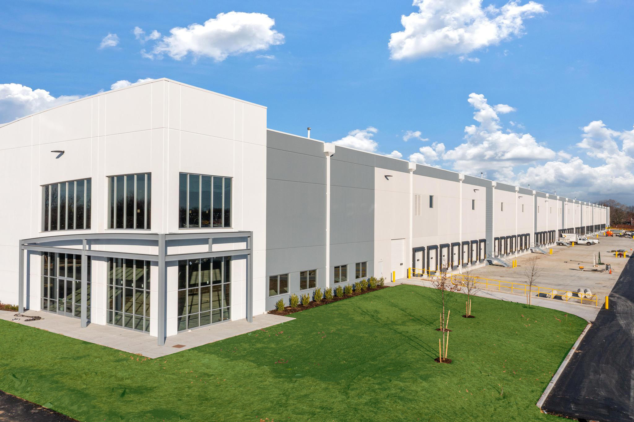 Avison Young co-lists Tac-Pal Logistics Center