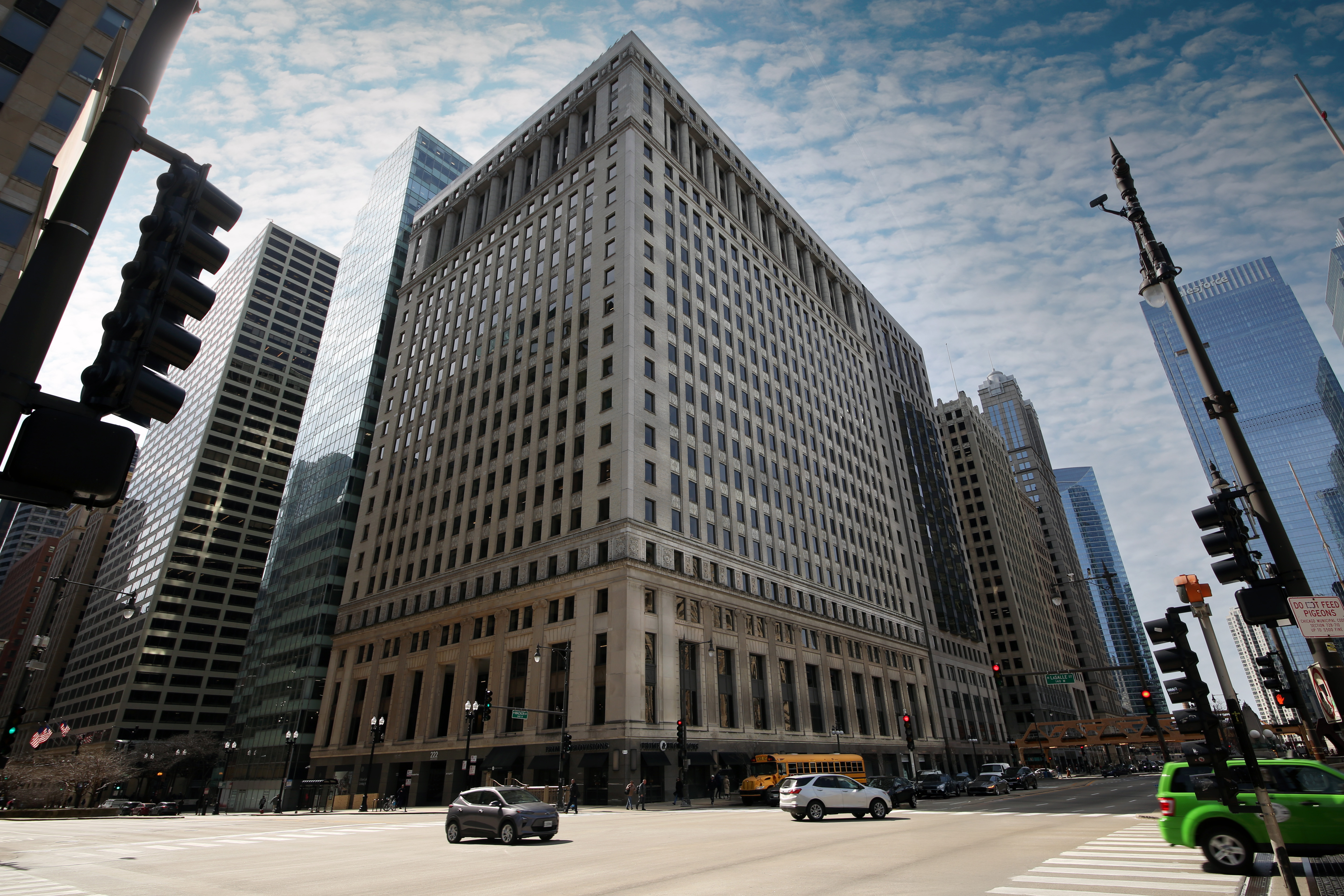 Image for Avison Young arranges 41,929-sf office lease for NinjaTrader at 222 N. Lasalle Street in Chicago article