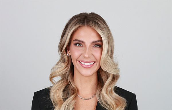 headshot of Marti Grizzle, Vice President, Office Landlord Representation for Avison Young in Houston, TX
