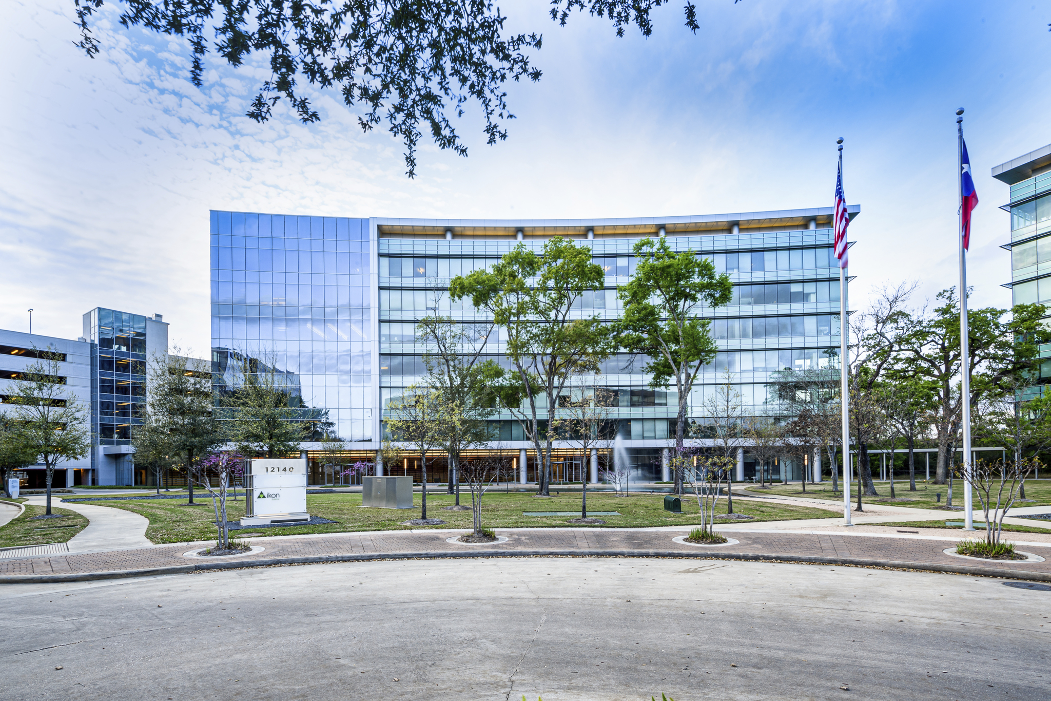 Image for Avison Young negotiates 50,380-sf Class A office lease at Woodbranch Plaza III in Houston article